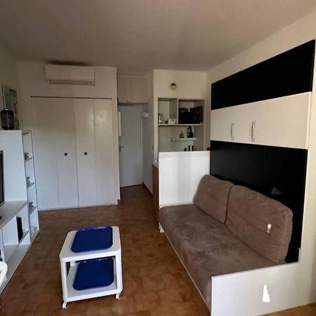 Studio Coin Nuit Ferme 4 Personnes - Les Mas De La Plage Sanary-sur-Mer Exterior photo